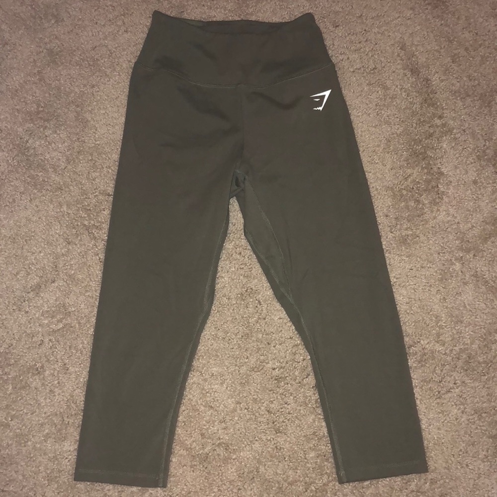 Gymshark Cropped khaki leggings